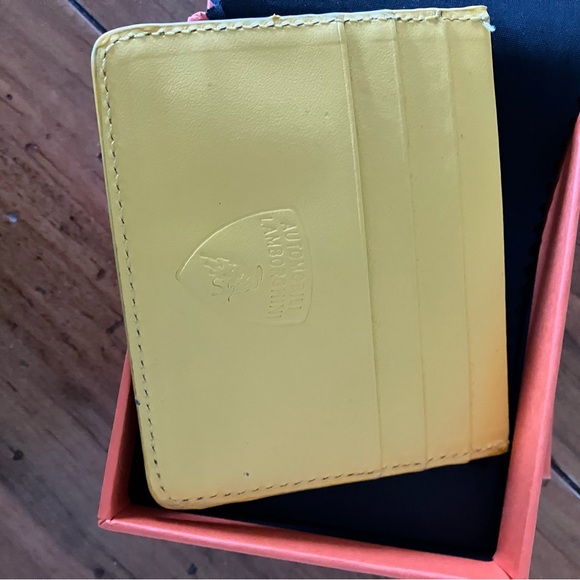 Vibrant Yellow Leather Card Wallet. Unisex ,
gift worthy and original packaging - Picture 2 of 5